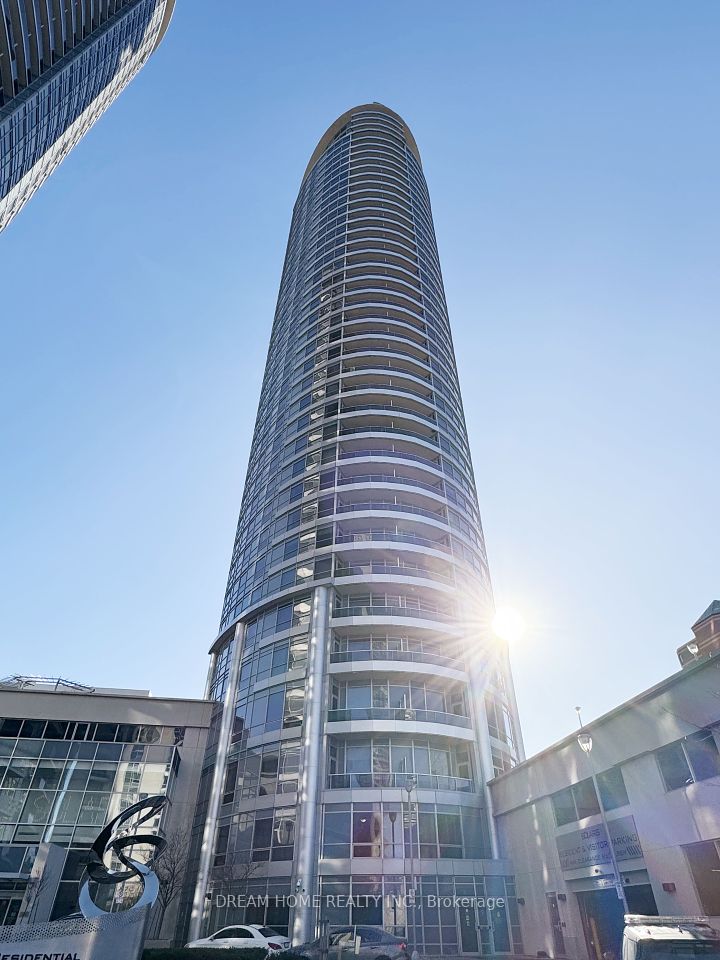 #2408 - 125 Village Green Square, Toronto, ON M1S 0G3