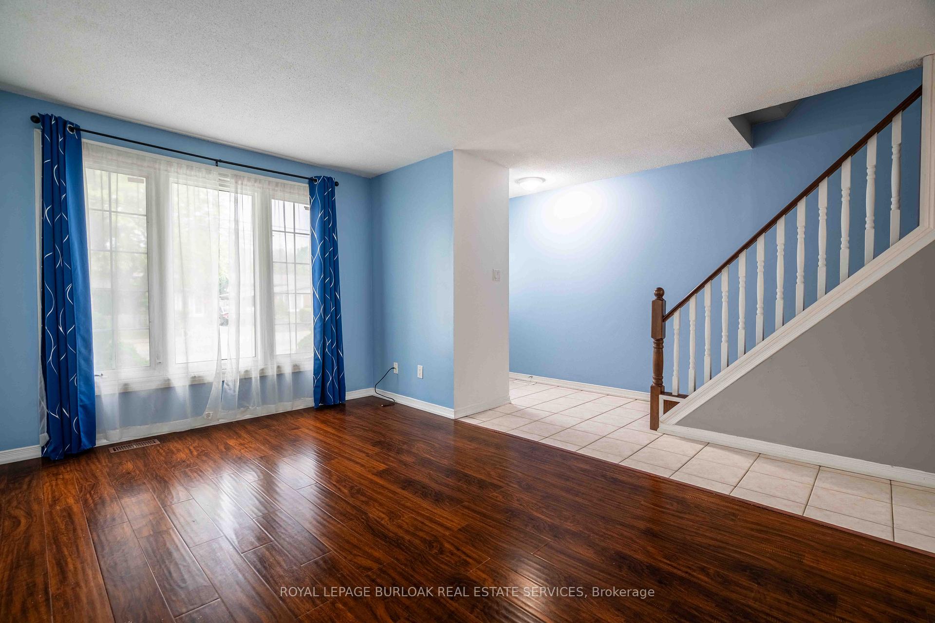4 Bedrooms Condo at 117 Bonaventure, Hamilton For sale