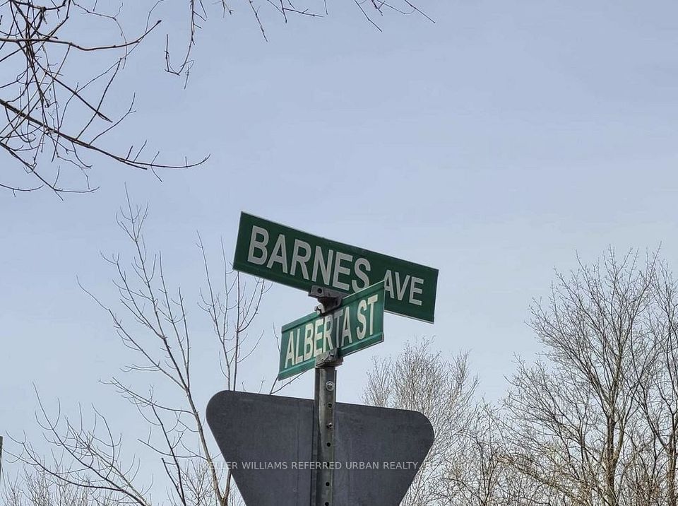 555 Barnes