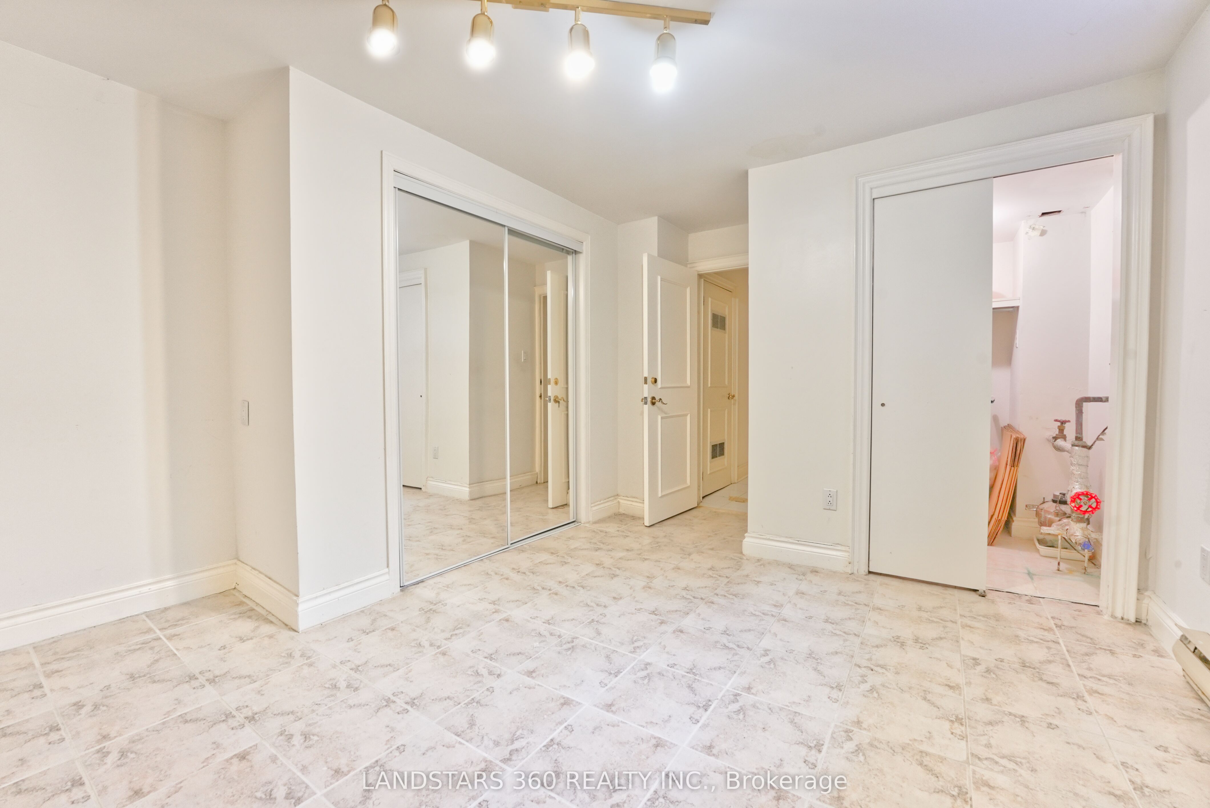 3 Shady Oaks Crescent