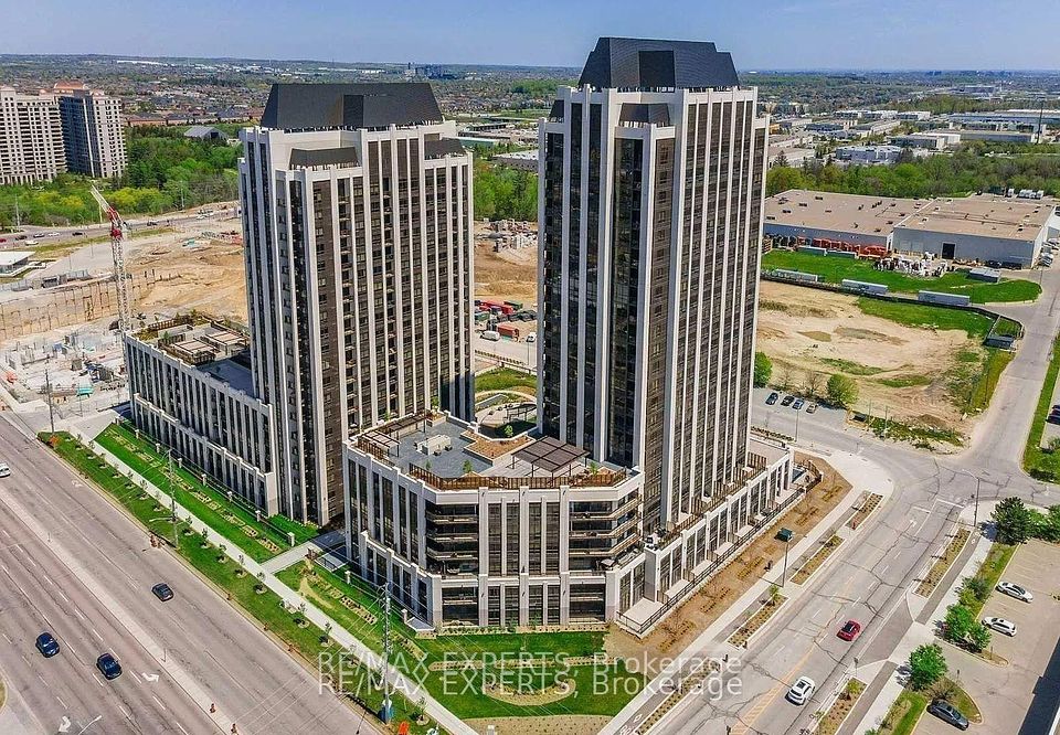 9075 Jane Street 1004