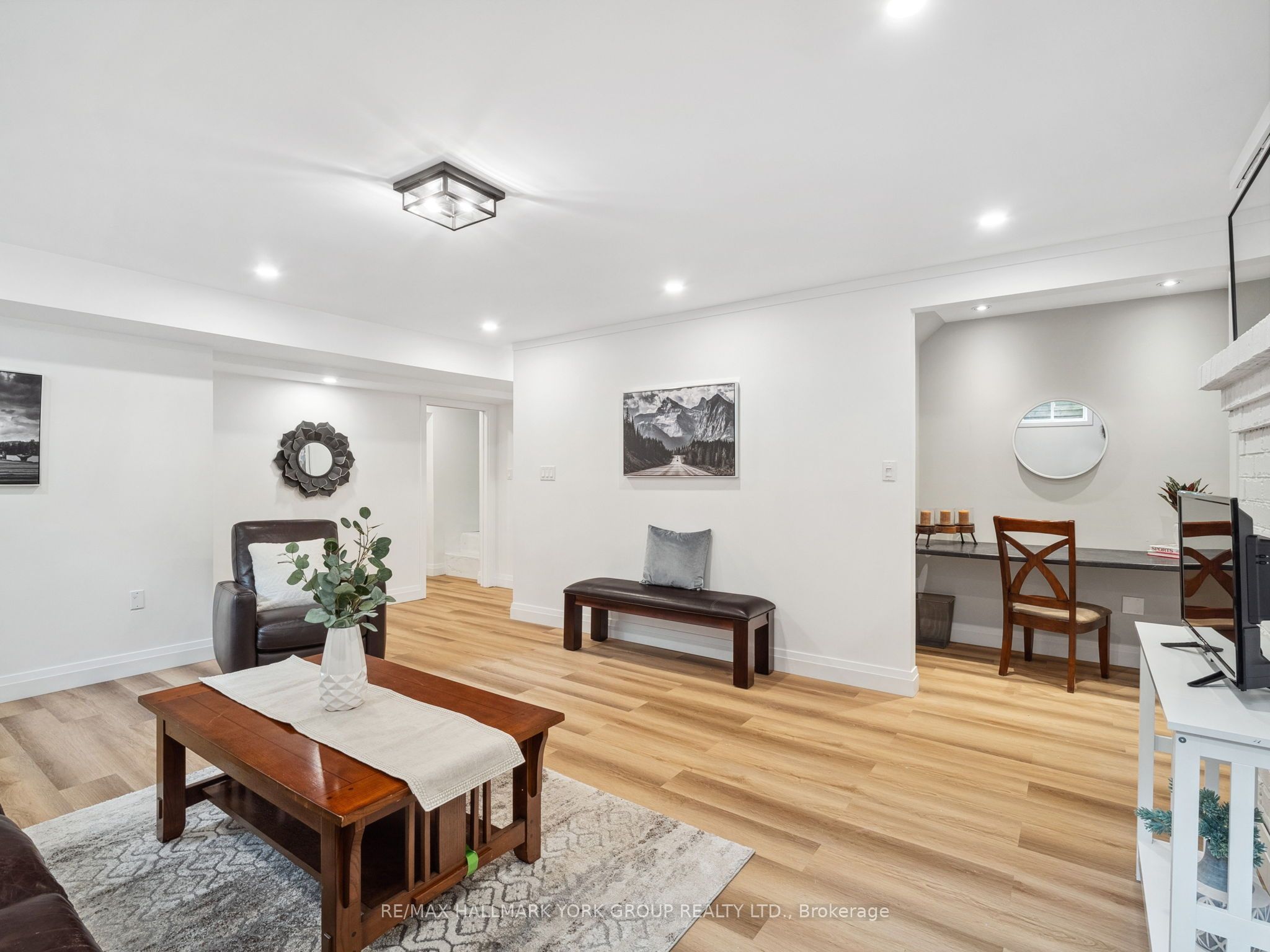 105 Duckworth Street