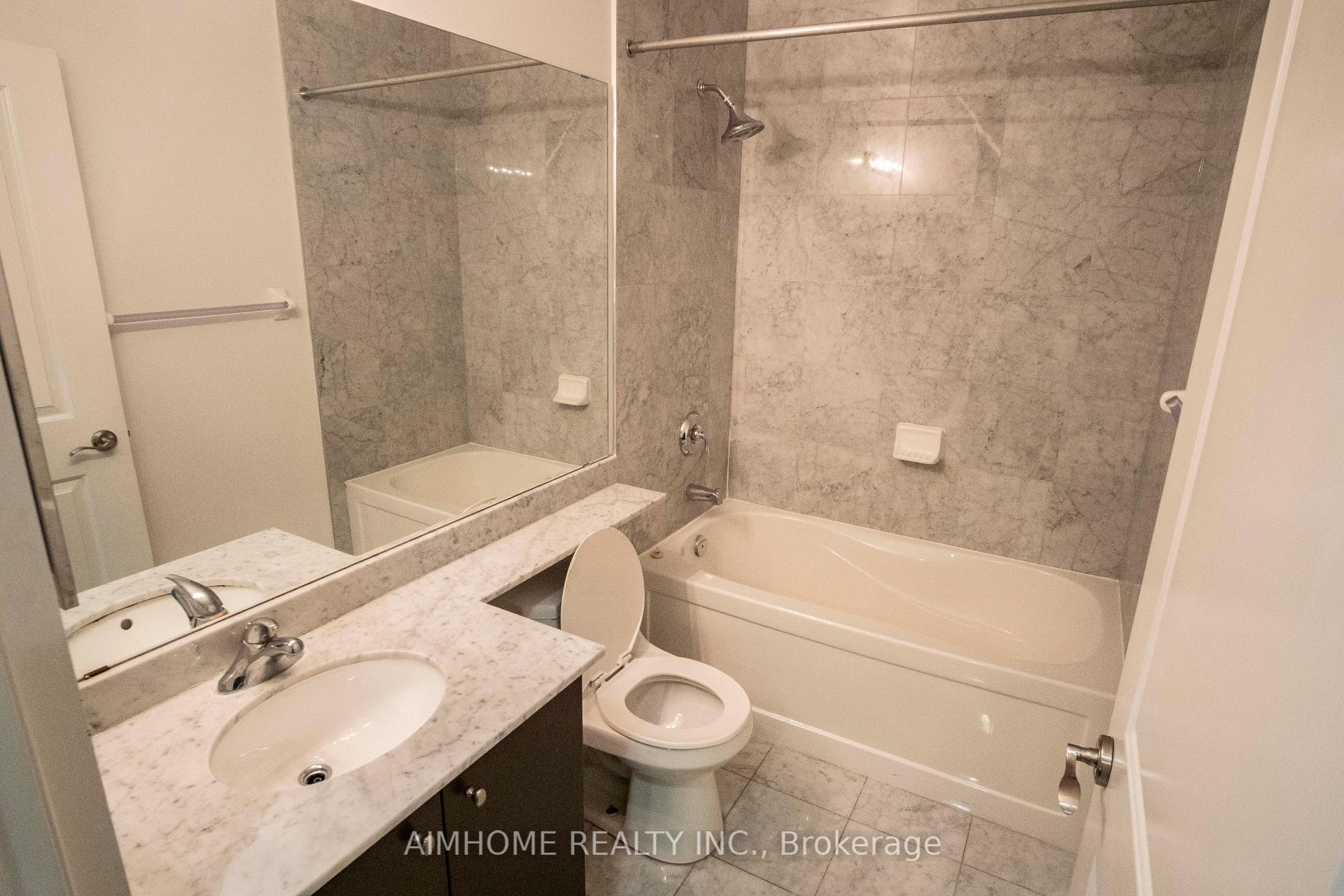1 Bedroom Condo at 10 bloorview, Toronto For sale