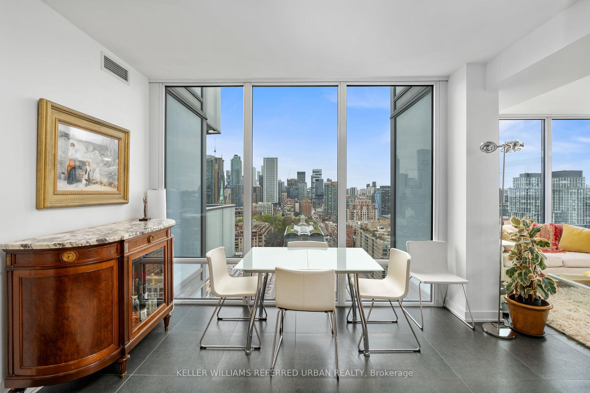 2 Bedrooms Condo at 1 Market, Toronto For sale