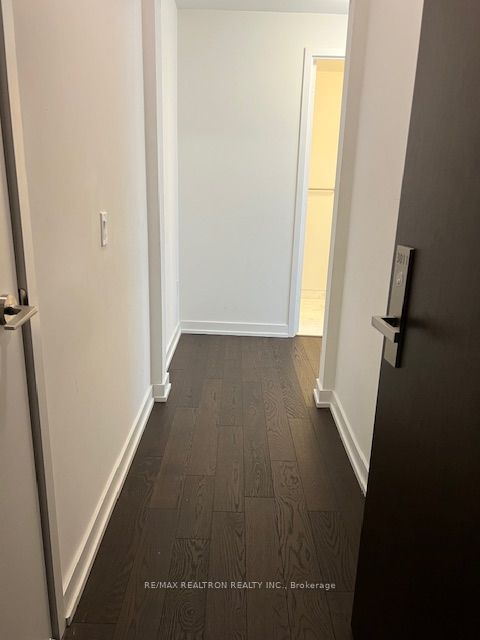 1 Yorkville