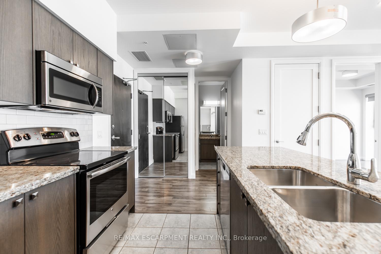 1 Bedroom Condo at 112 King,  Hamilton For sale