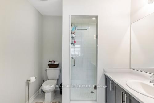 2 Bedrooms Condo at 40 Zinfendel, Hamilton For sale