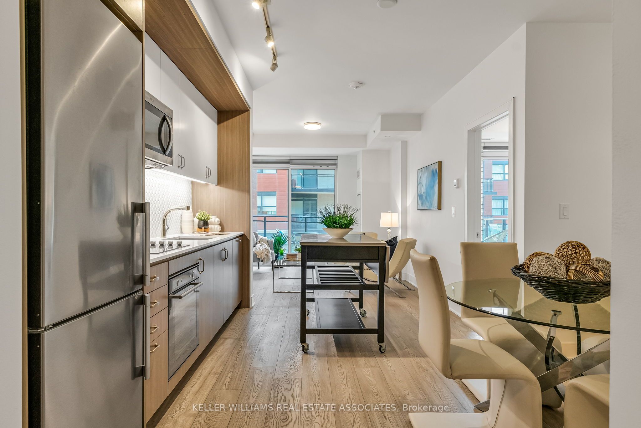 1575 Lakeshore Road W, #231