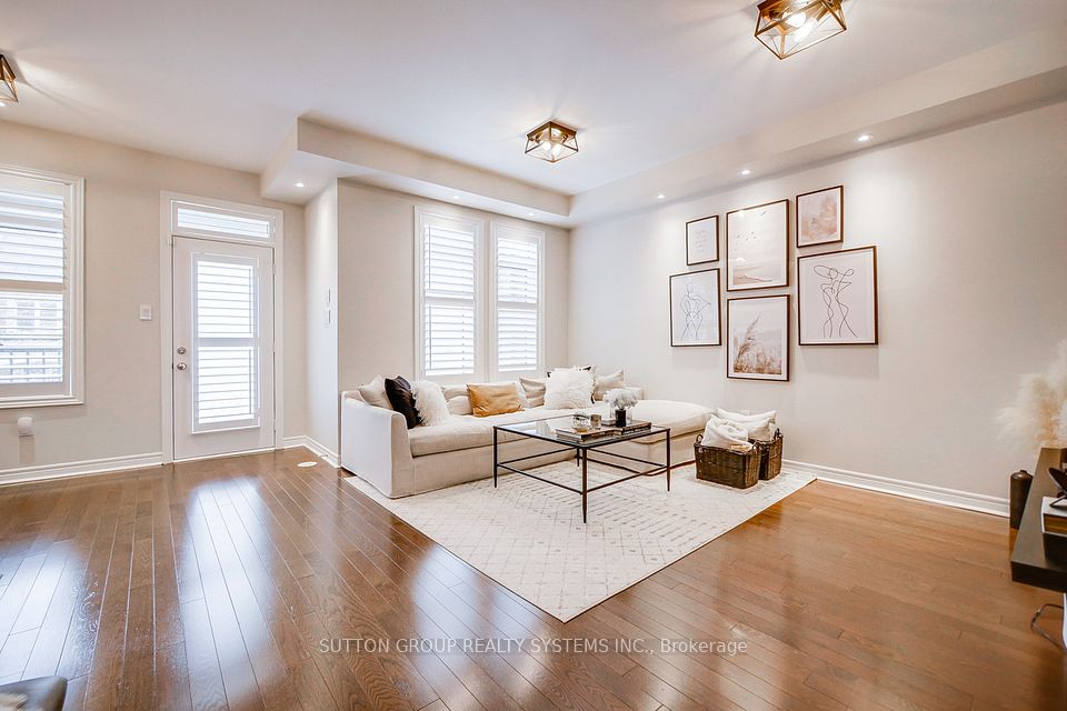 3060 Eberly Woods