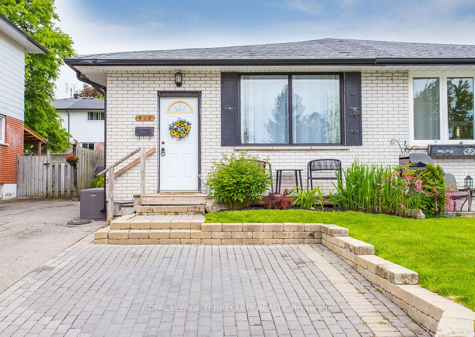 406 Oshawa Boulevard