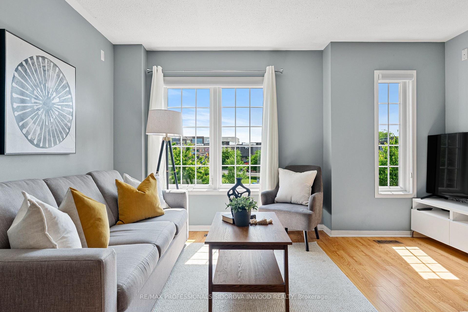 3 Bedrooms Condo at 130 Brickworks, Toronto For sale