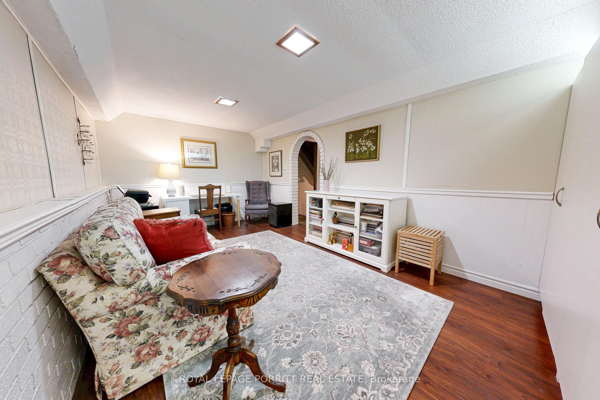 3 Bedrooms Condo at 3395 Cliff, Mississauga For sale