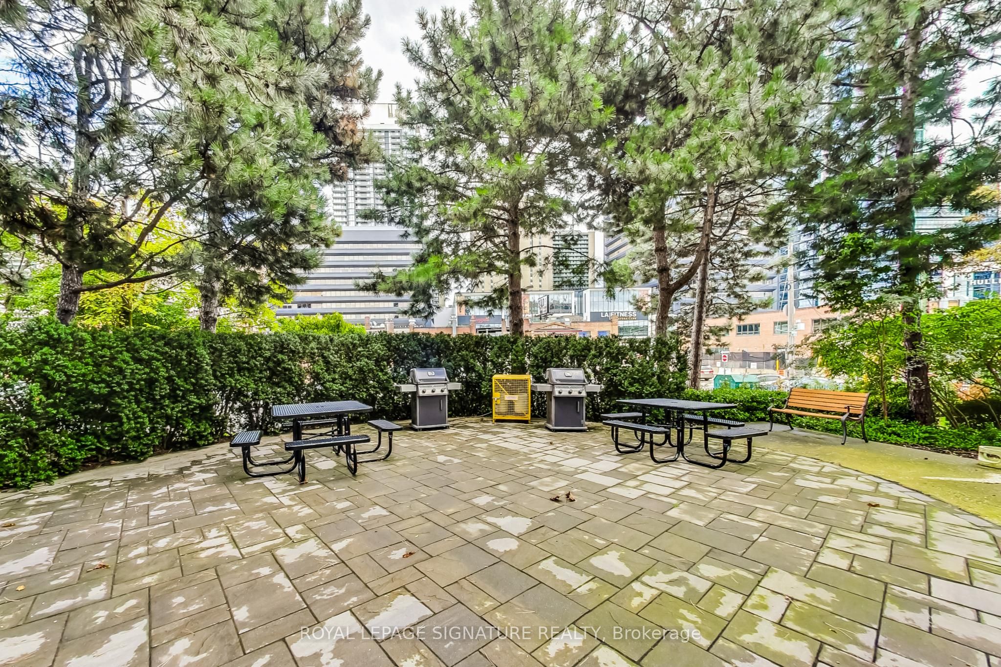 33 Elmhurst Avenue, #2107