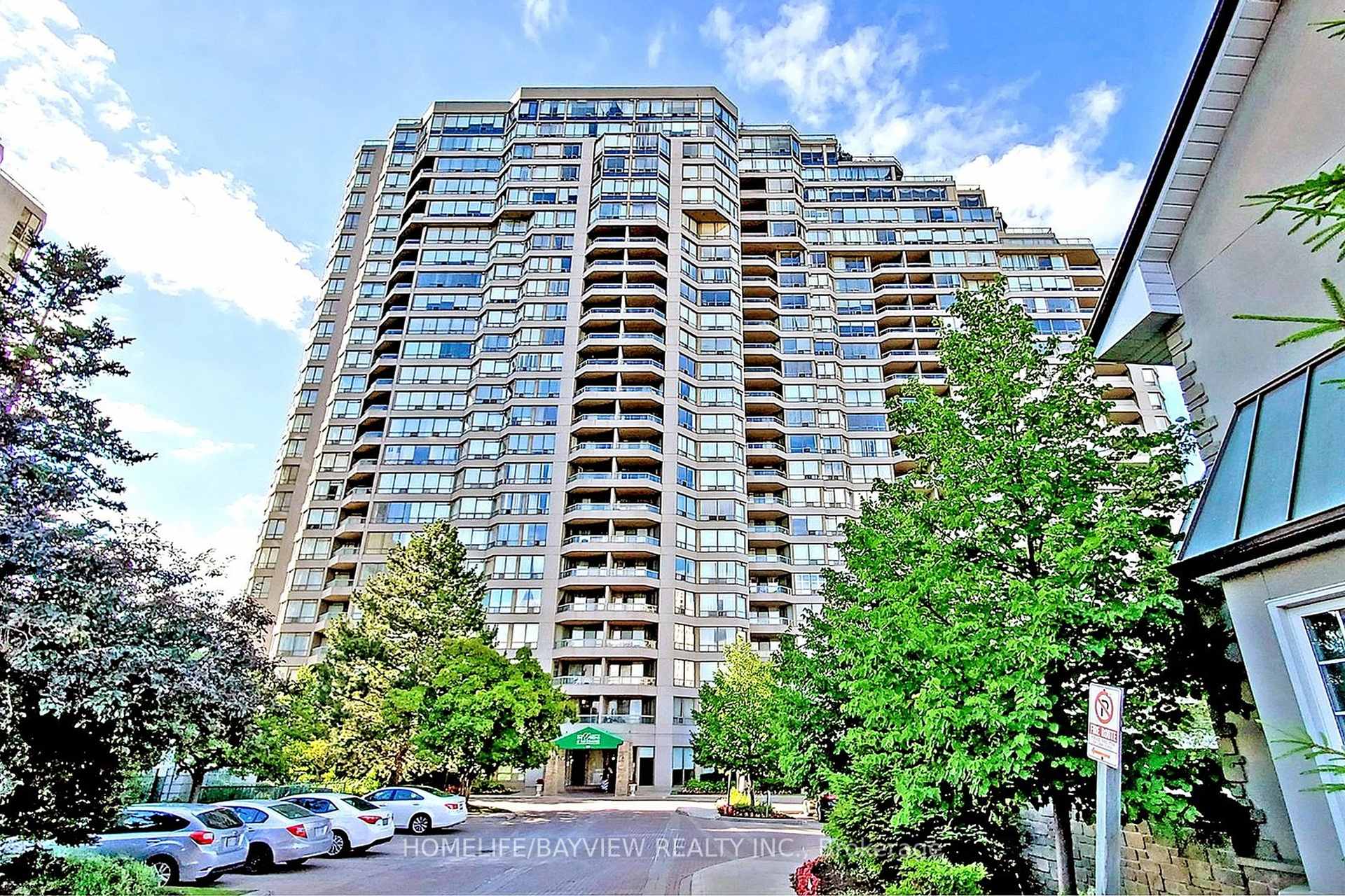 4 Bedrooms Condo at 168 Bonis, Toronto For sale