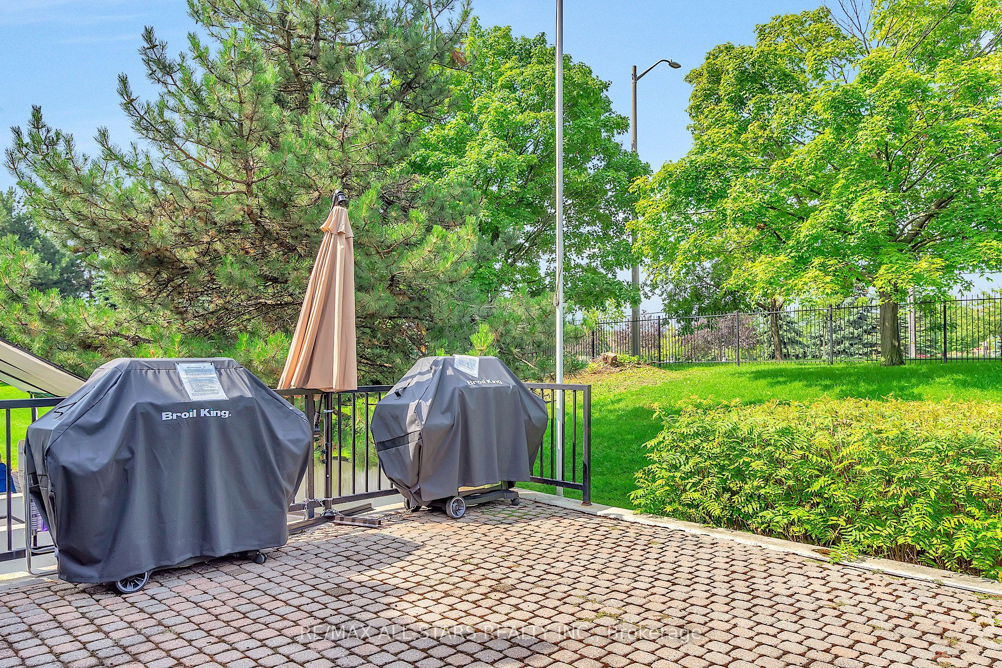 2 Raymerville Drive, #512