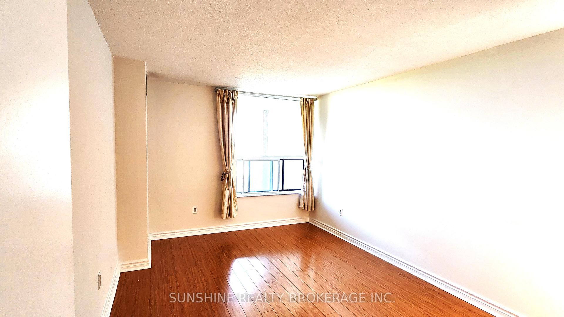 2 Bedrooms Condo at 2365 Kennedy, Toronto For sale