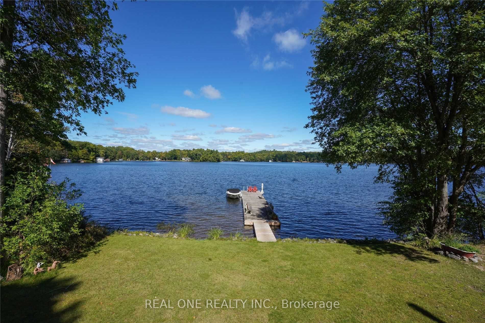 1 Muskoka Estates Road, Muskoka Lakes, ON P0B 1J0