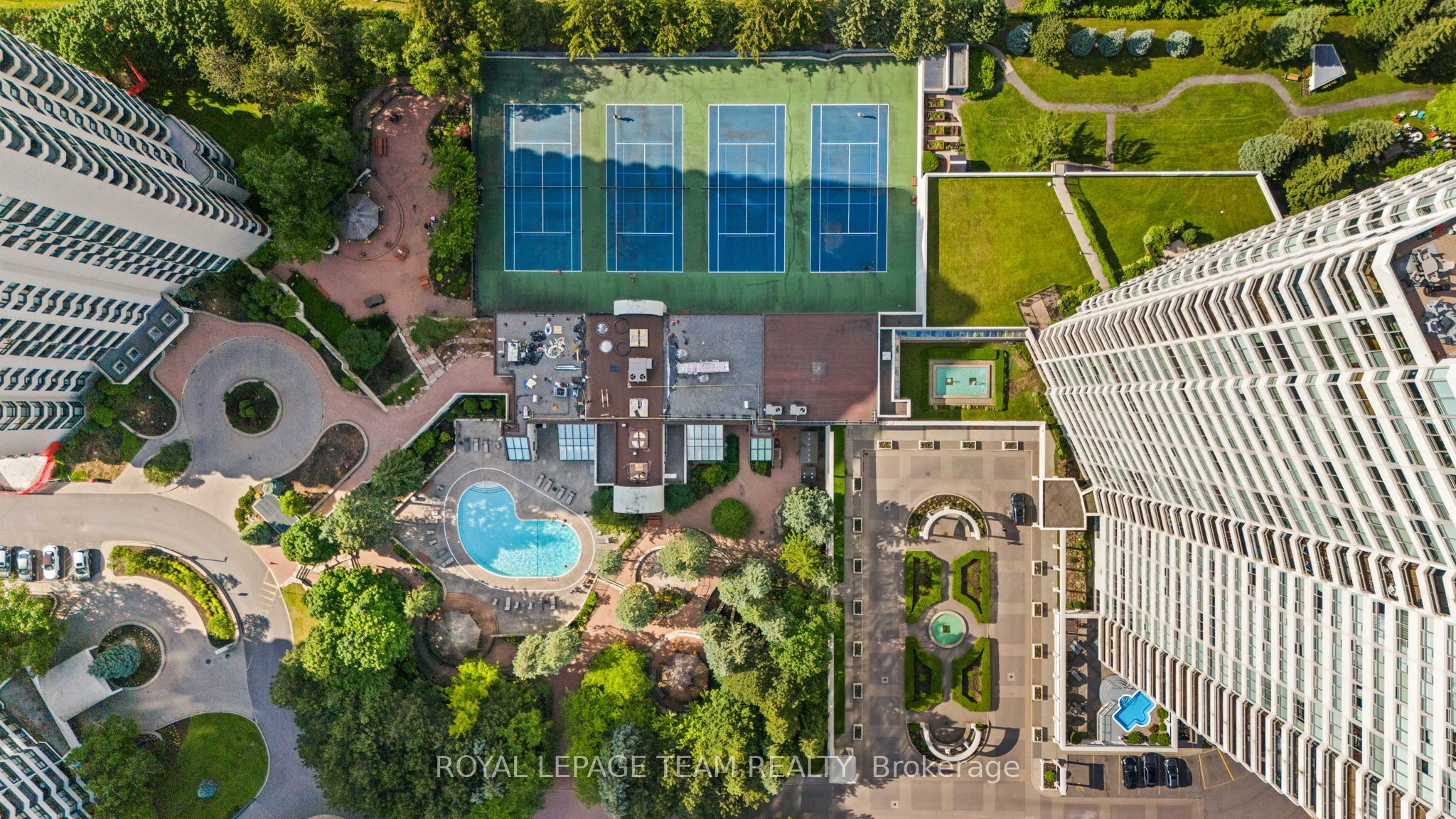 1480 Riverside Drive, #407