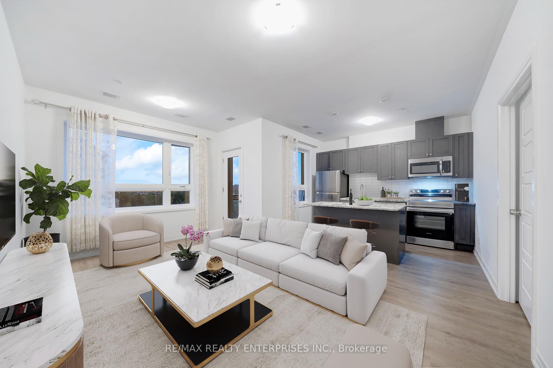 2 Bedrooms Condo at 3285 Carding Mill, Oakville For sale