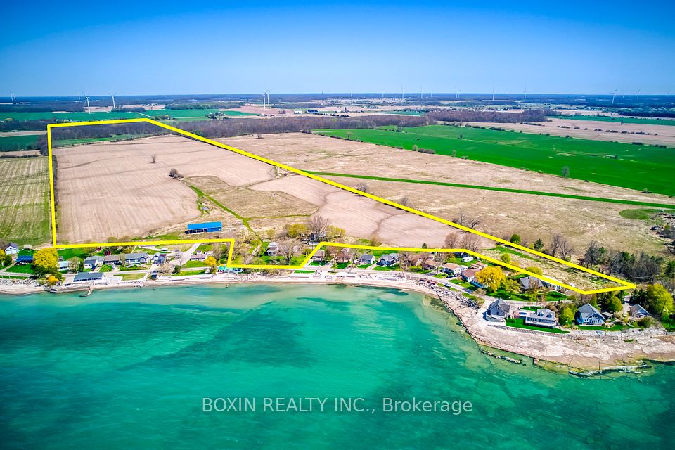 1475 Lakeshore