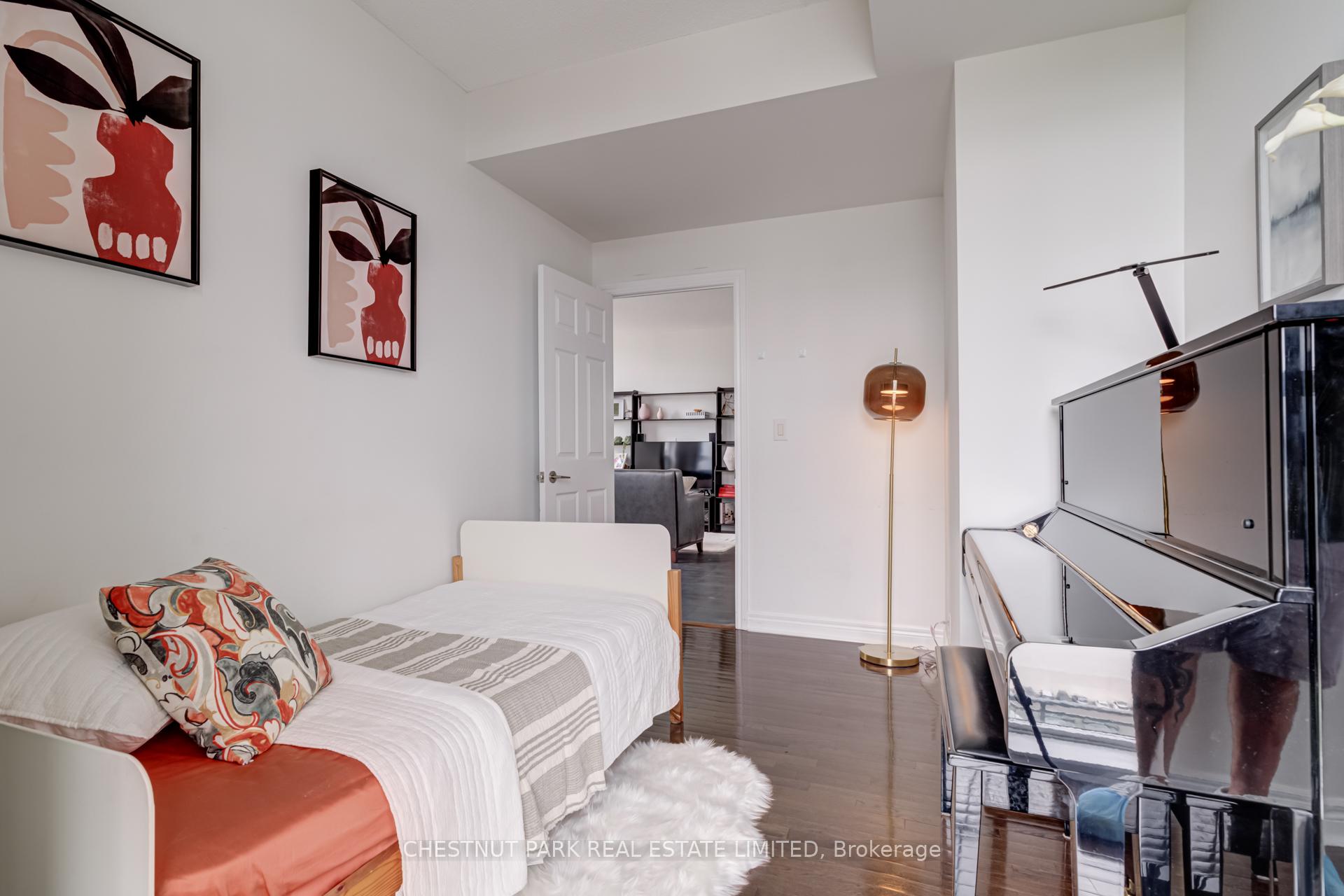 2 Bedrooms Condo at 736 Spadina, Toronto For sale