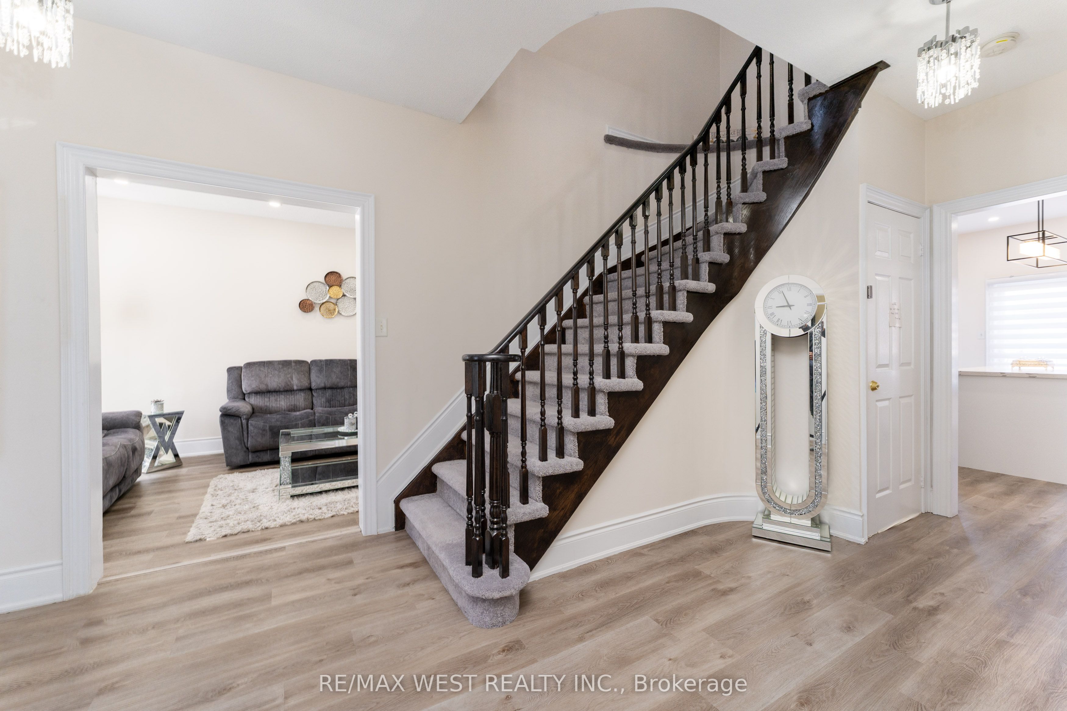 14 Jessica Drive