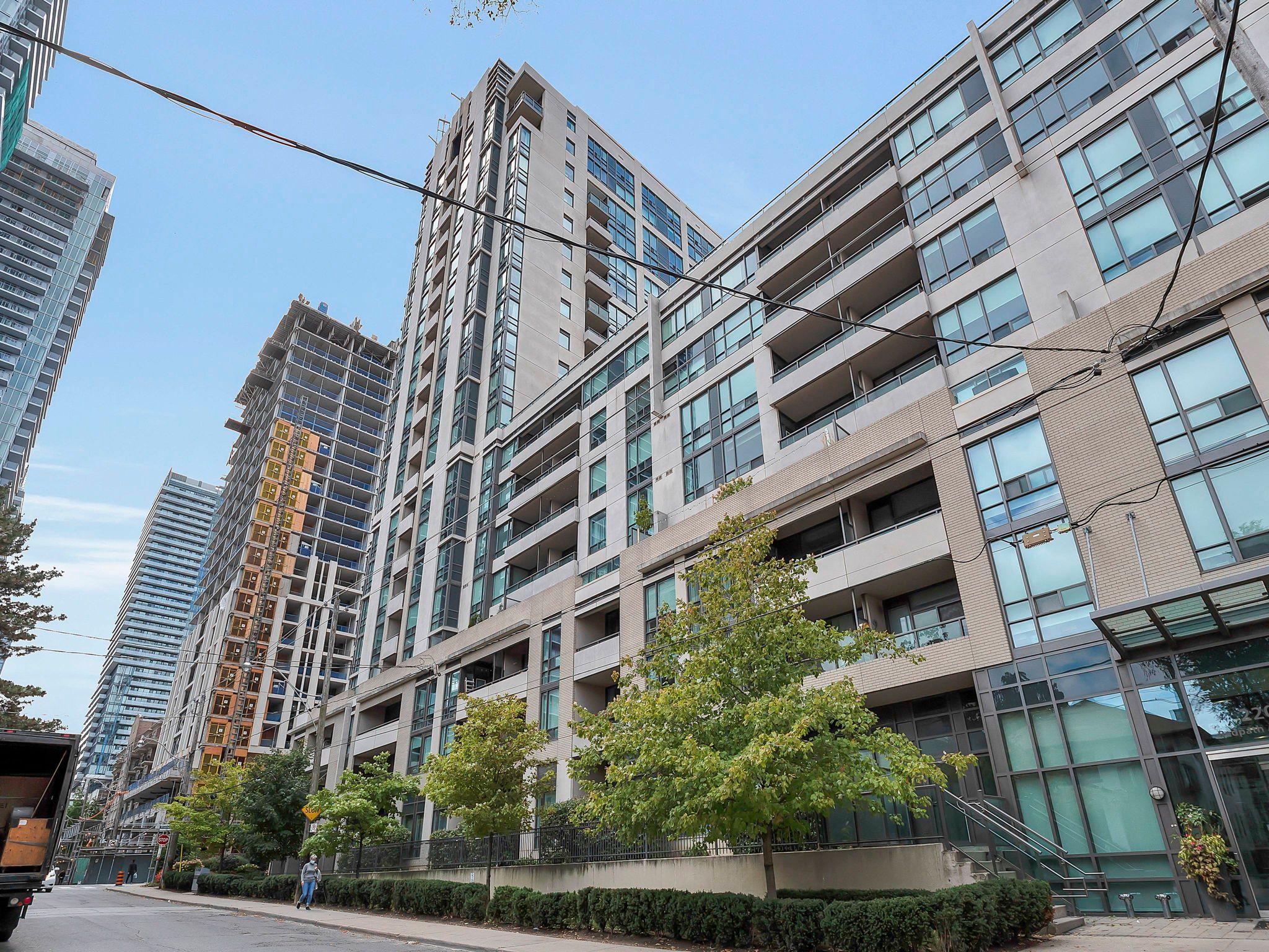 88 Broadway Avenue 316