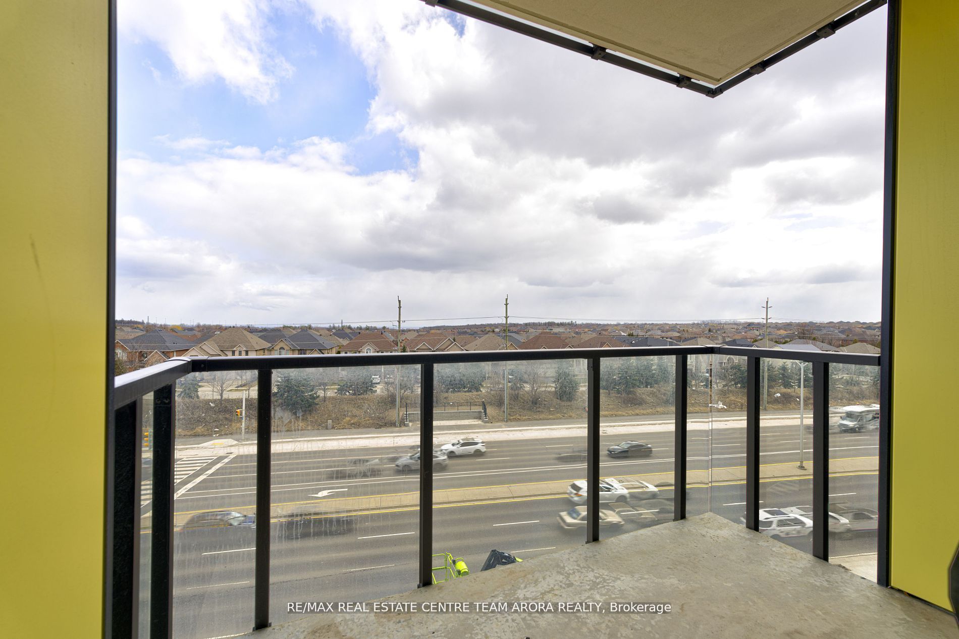 1415 Dundas Street E, #415