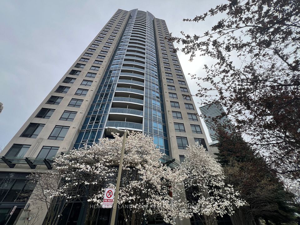 330 Burnhamthorpe