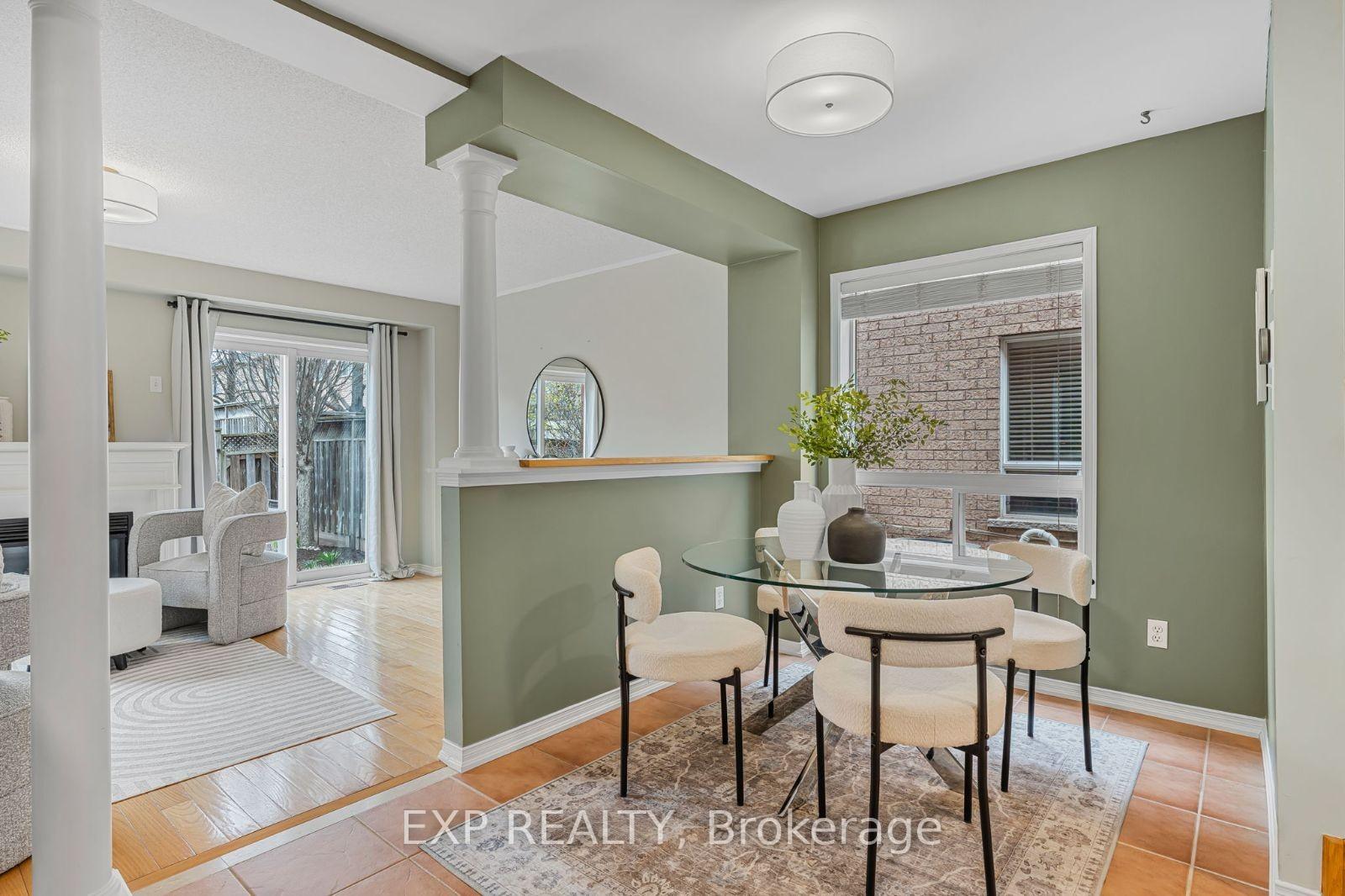 3 Bedrooms Condo at 1489 Heritage, Oakville For sale