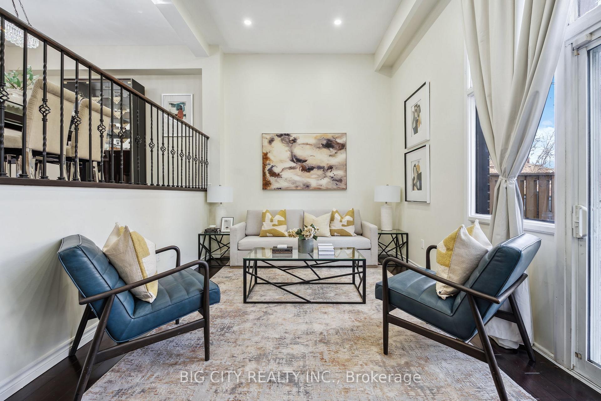 3 Bedrooms Condo at 321 Trudelle, Toronto For sale