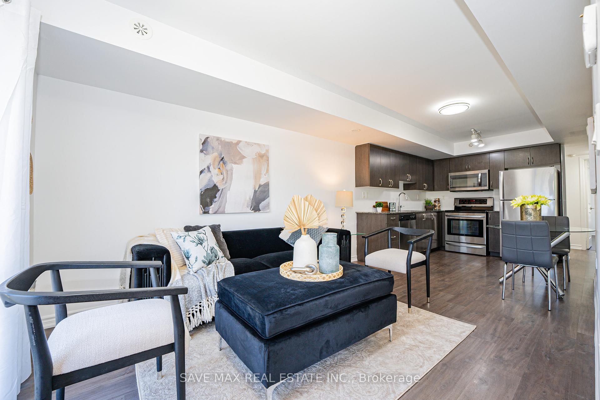 3 Bedrooms Condo at 1070 Progress, Toronto For sale