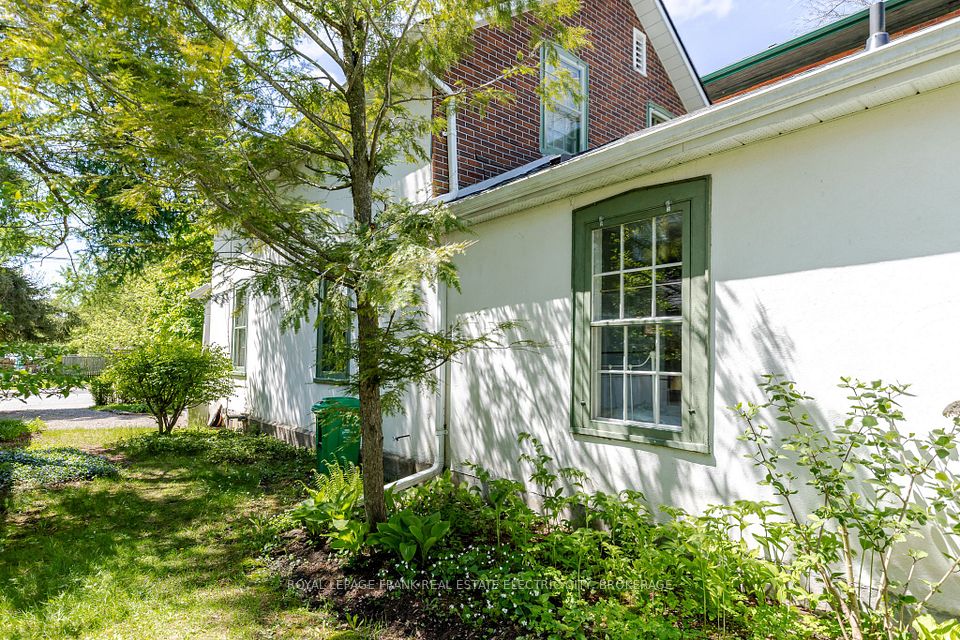 114 Dublin Street, Peterborough, ON K9H 3A9