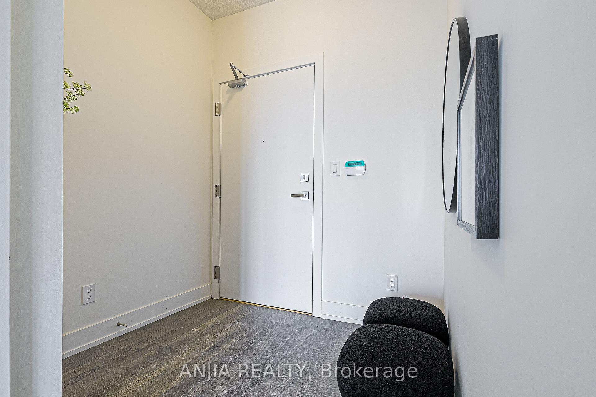 Condo at 180 Fairview Mall, Toronto For sale