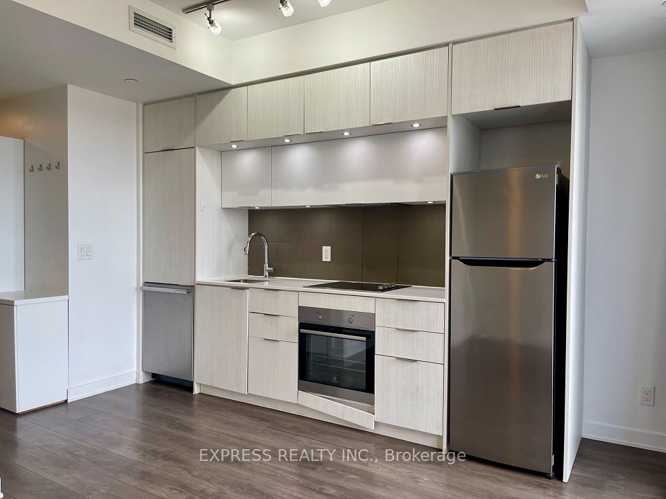 55 Regent Park