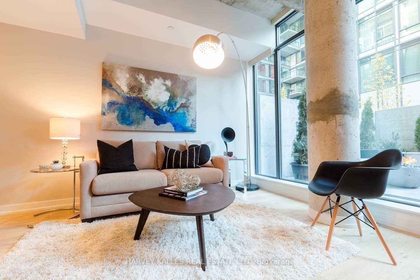 461 Adelaide Street W 106