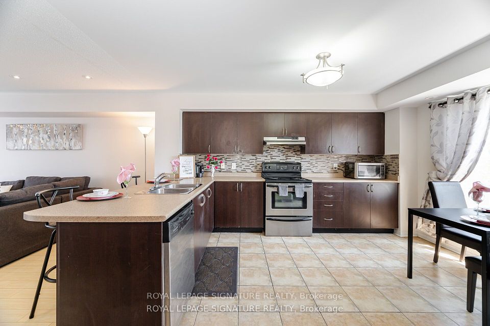#3 - 4855 Half Moon Grove, Mississauga, ON L5M 8C7