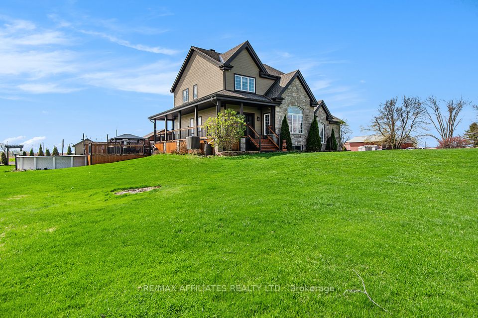 9896 Marionville Road, North Dundas, ON K4R 1E5