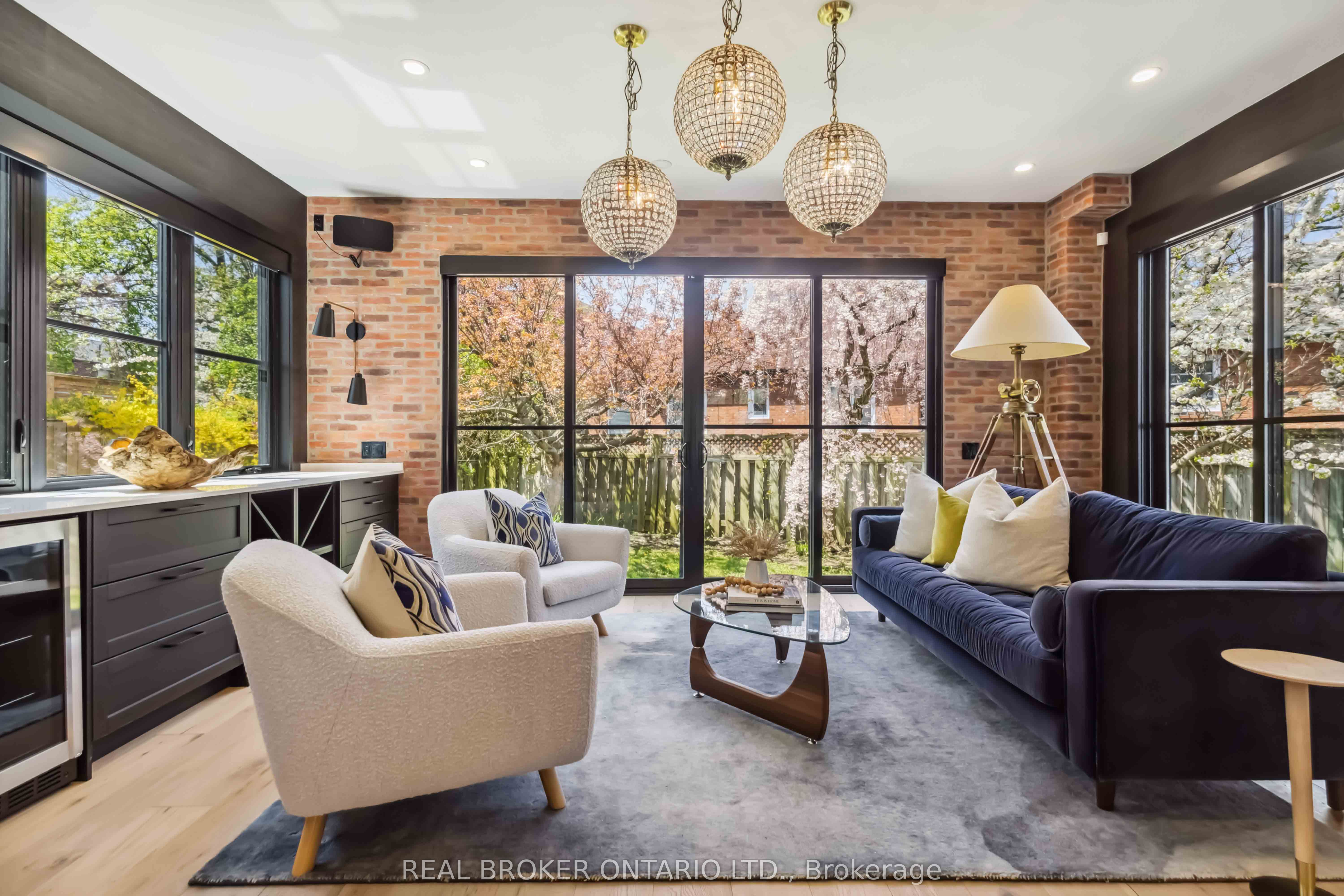 44 Hunt Club Drive