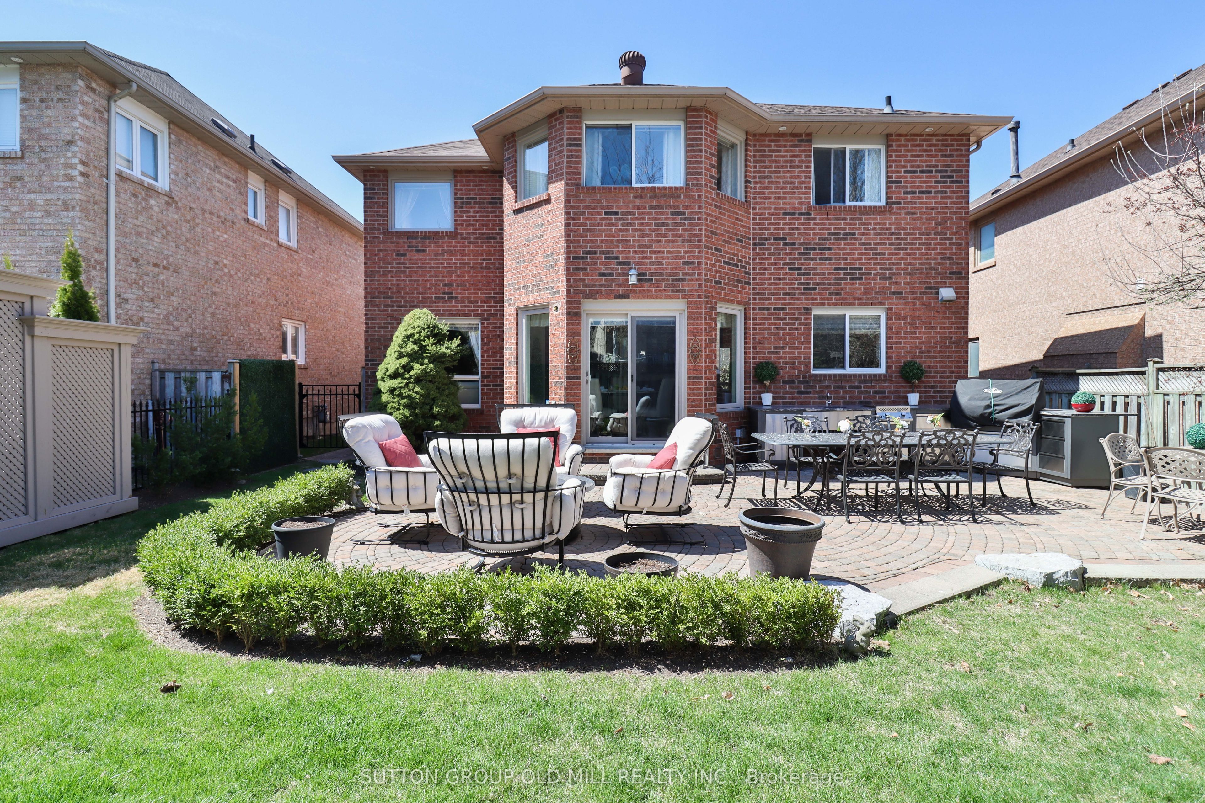 6835 Forest Park Drive
