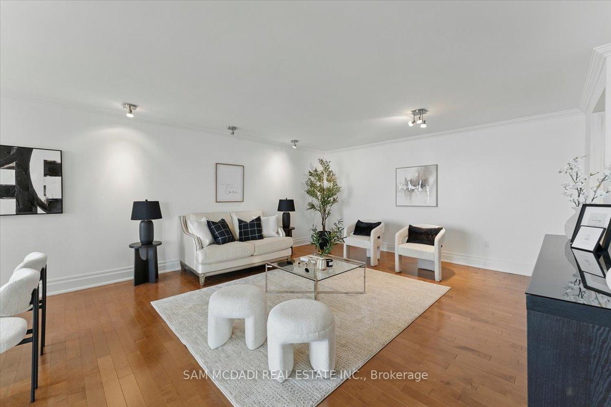 1 Bedroom Condo at 2045 Lake Shore, Toronto For sale