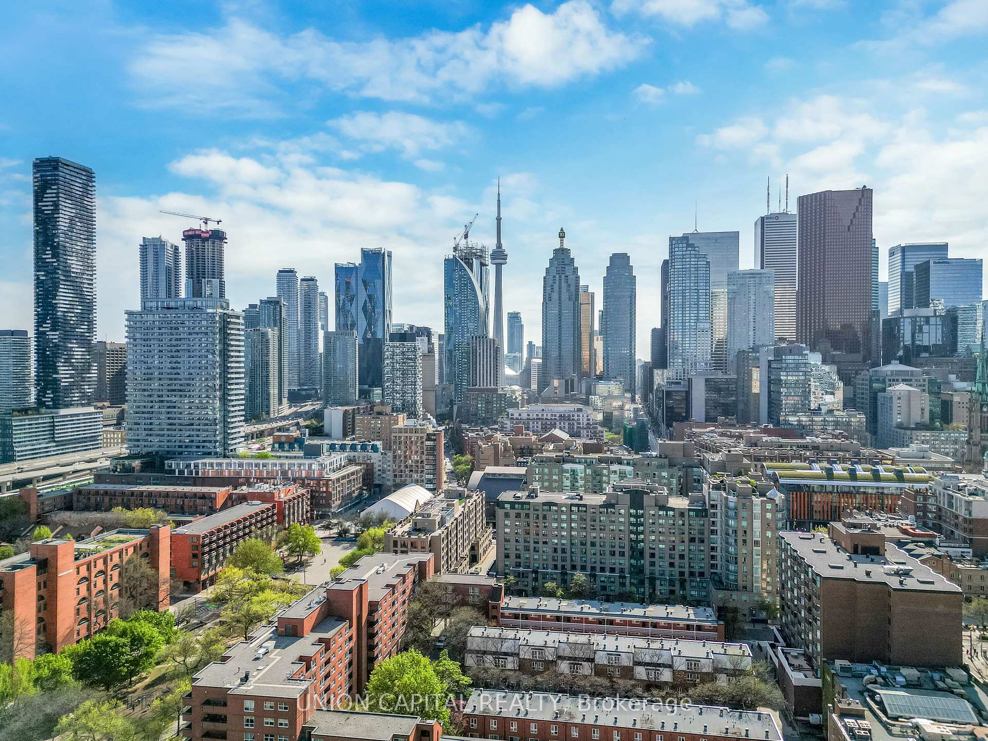 2 Bedrooms Condo at 70 Princess, Toronto For sale