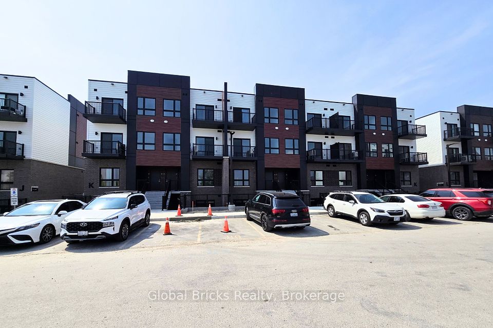 #K17 - 40 Palace Street, Kitchener, ON L1J 4K1