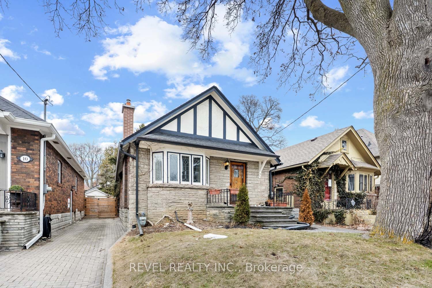 8 Sunnybrook Road