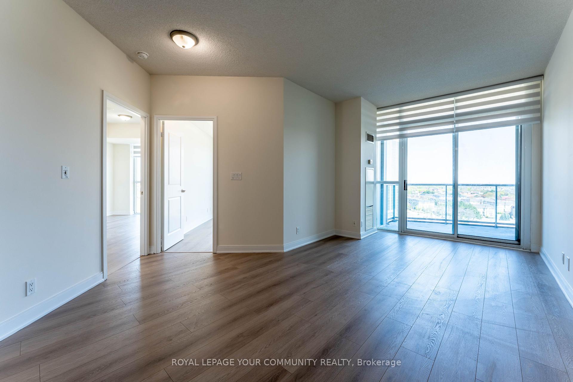 2 Bedrooms Condo at 80 Absolute, Mississauga For sale
