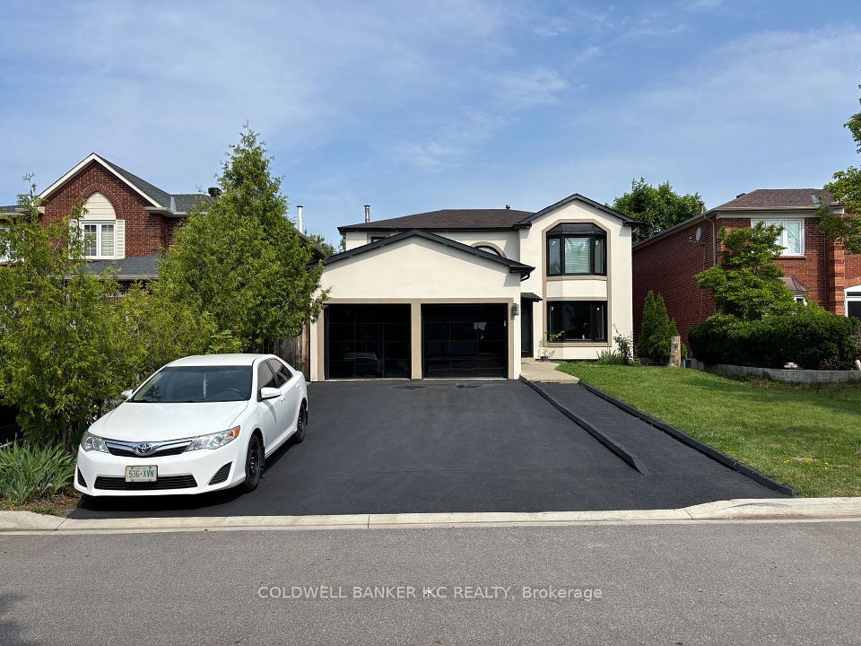 2599 Ambercroft