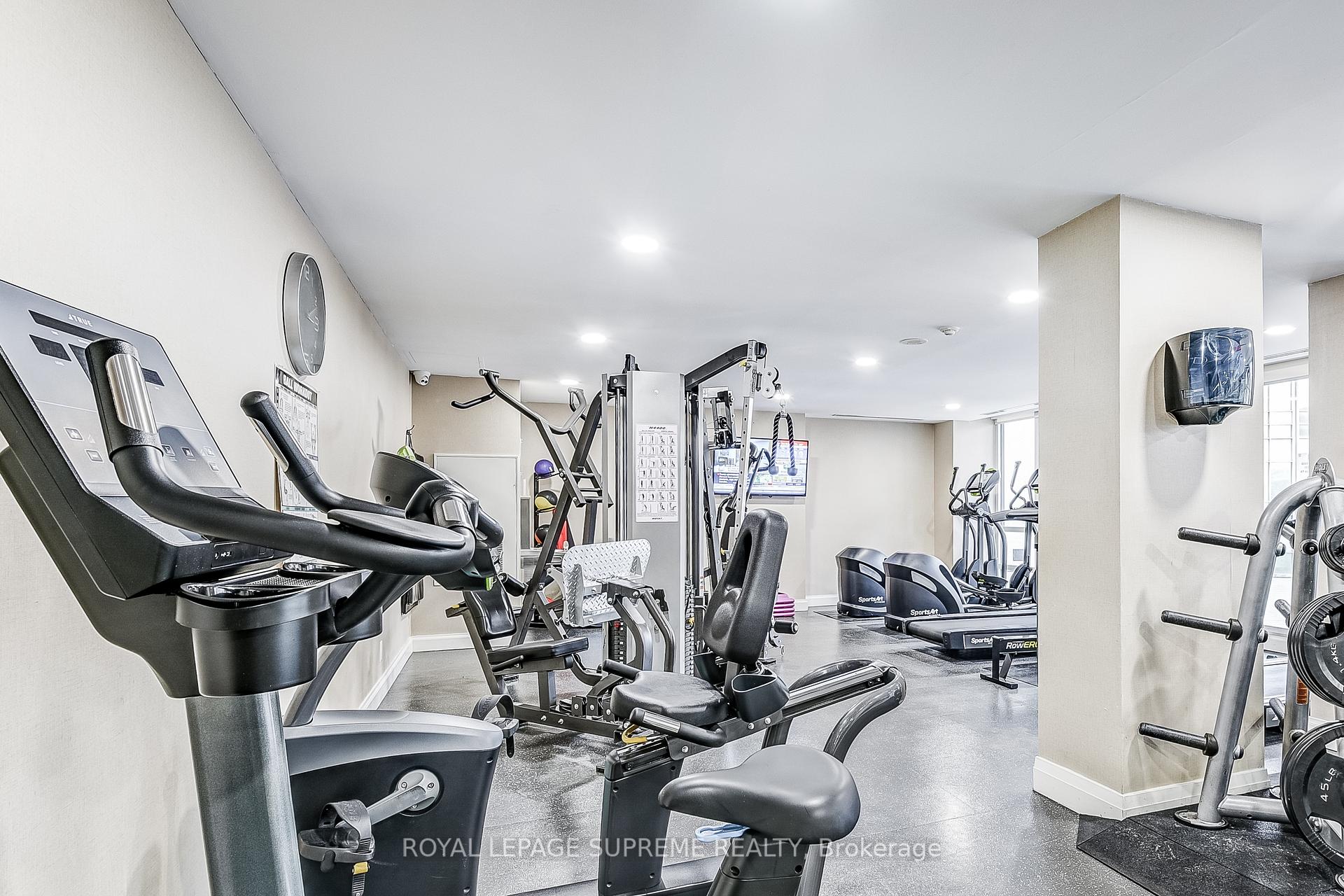 2 Bedrooms Condo at 825 Church, Toronto For sale