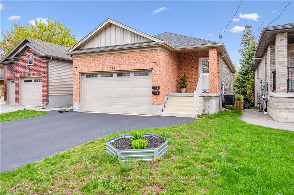 399 Greenfield
