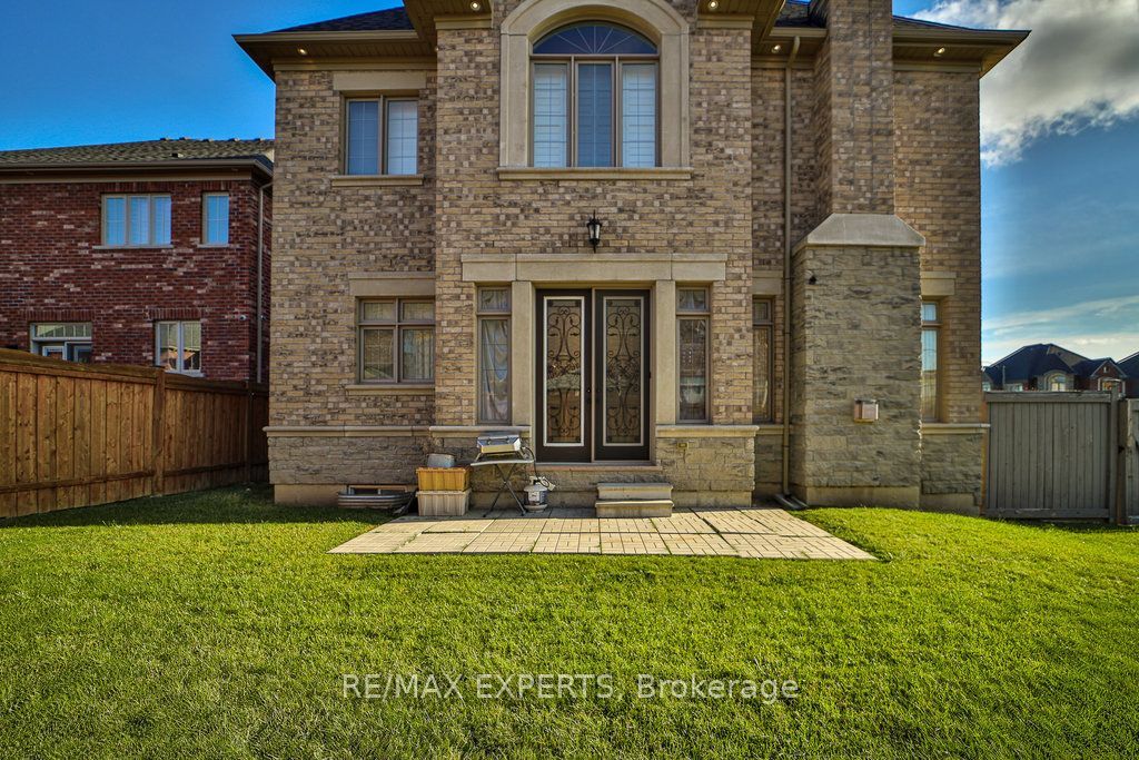 28 Pendergast Court