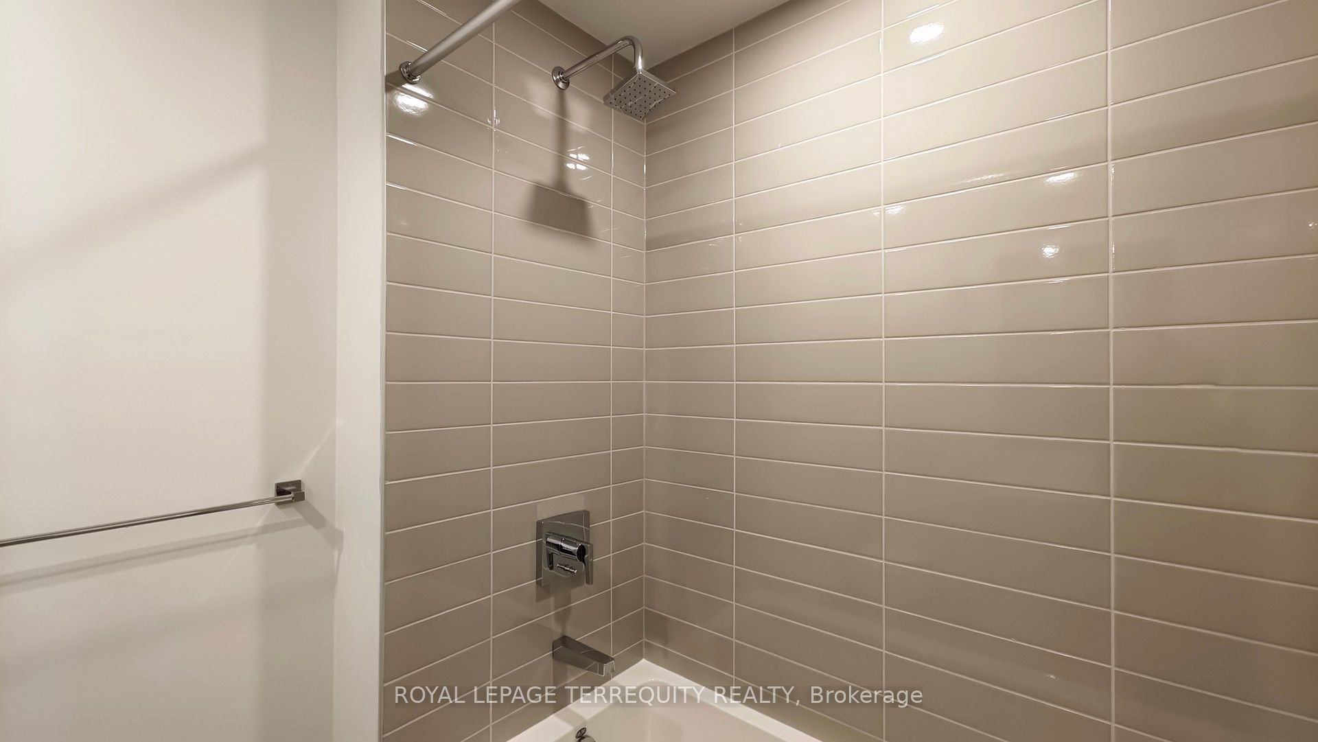 430 Square One Drive, #4502